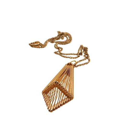 Vintage Gold-Toned Wire Wrapped Geometric Pendant Necklace with Chain - Picture 4 of 5